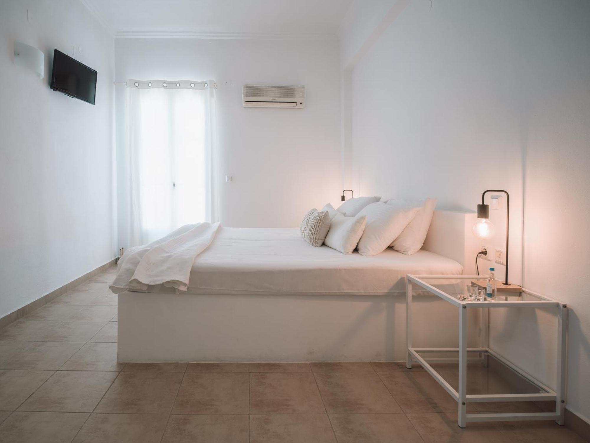 Giosifaki Hotell Vári Exteriör bild