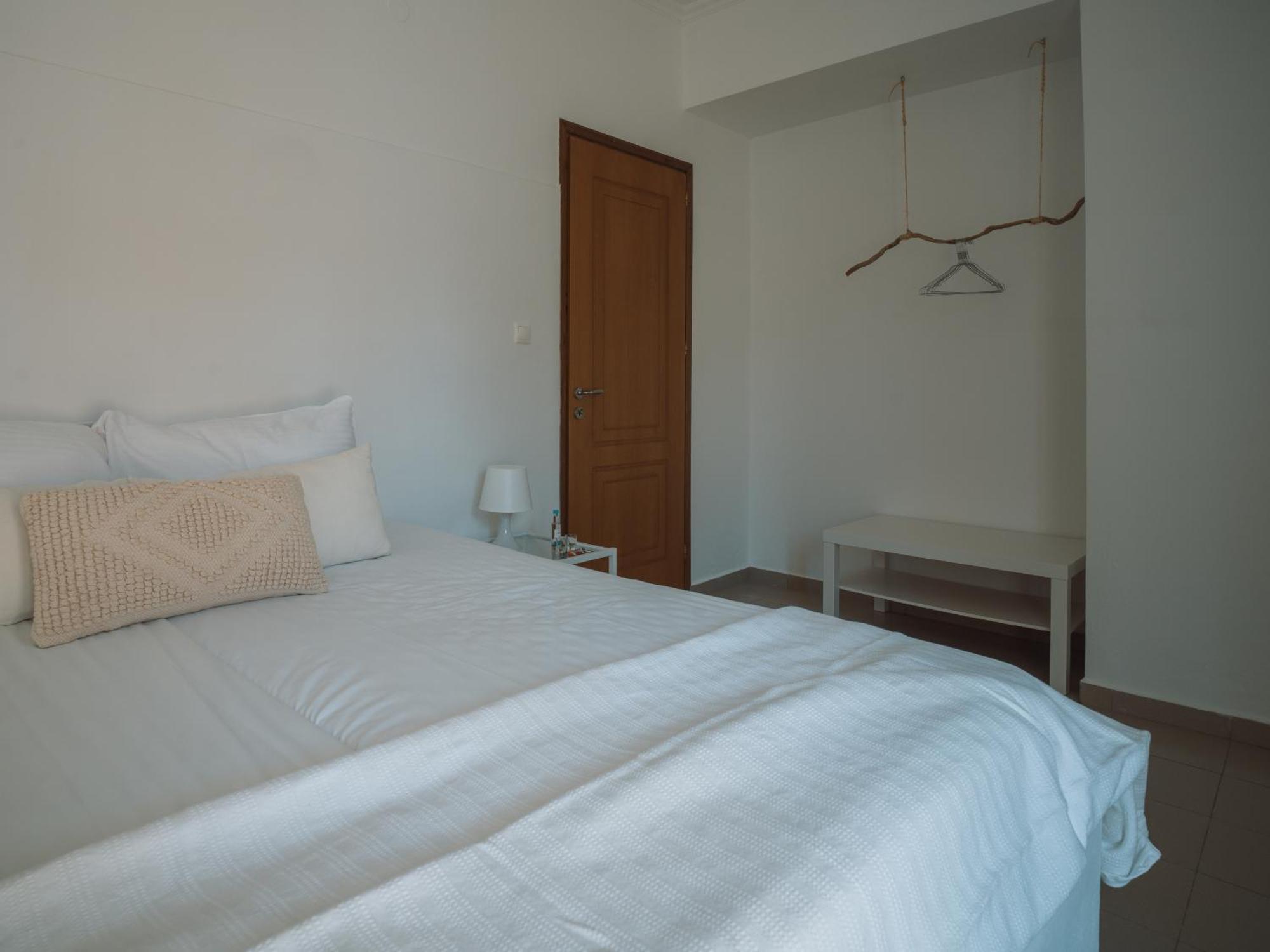 Giosifaki Hotell Vári Exteriör bild
