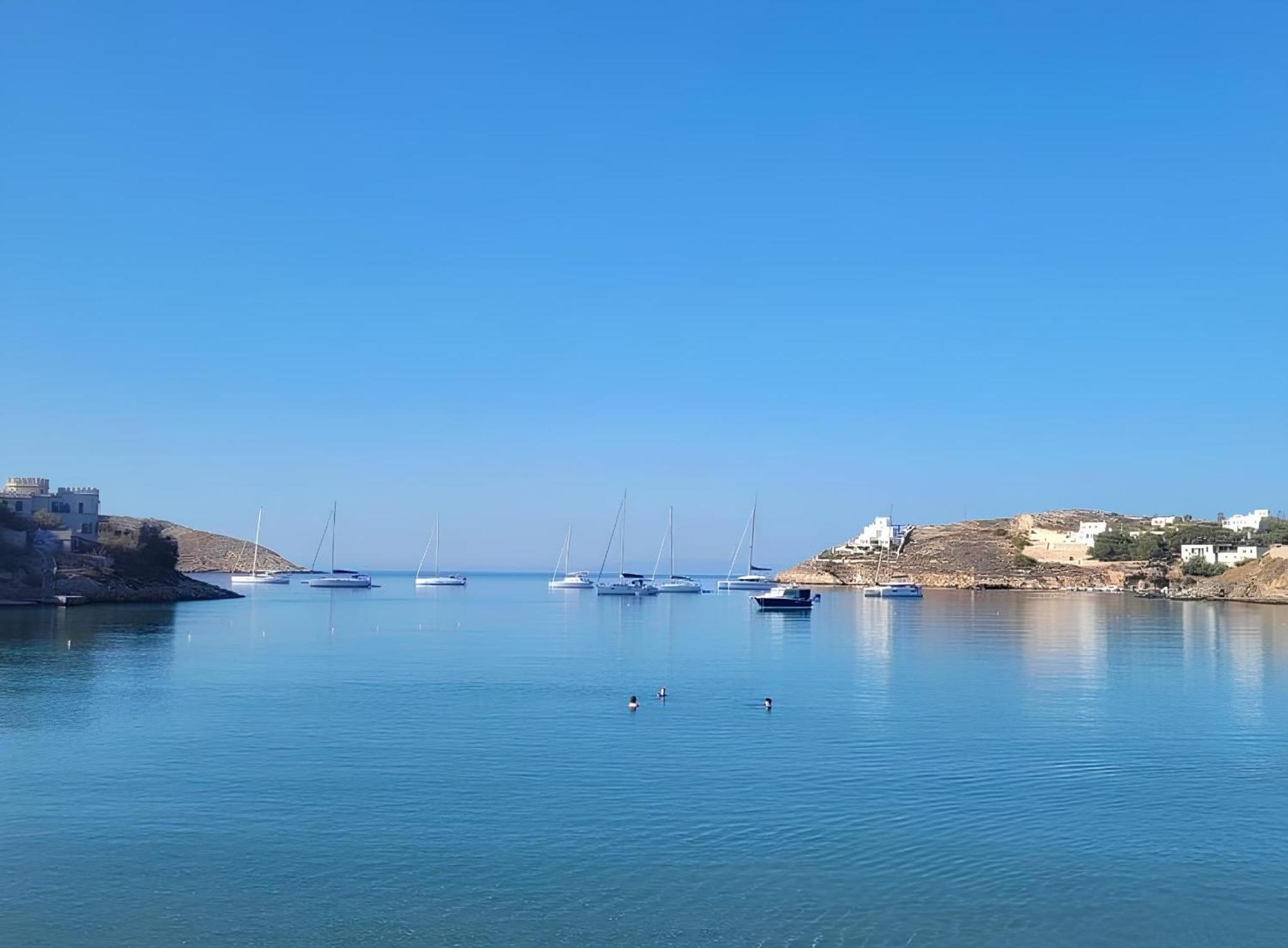 Giosifaki Hotell Vári Exteriör bild